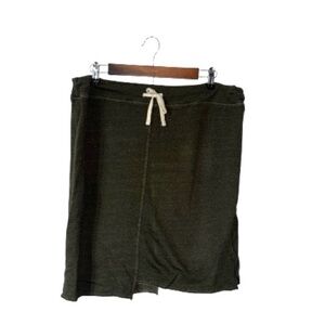 Sundry EVEREVE Green Athletic Lounge Mini Skirt Pull On Comfort Size 3 Large